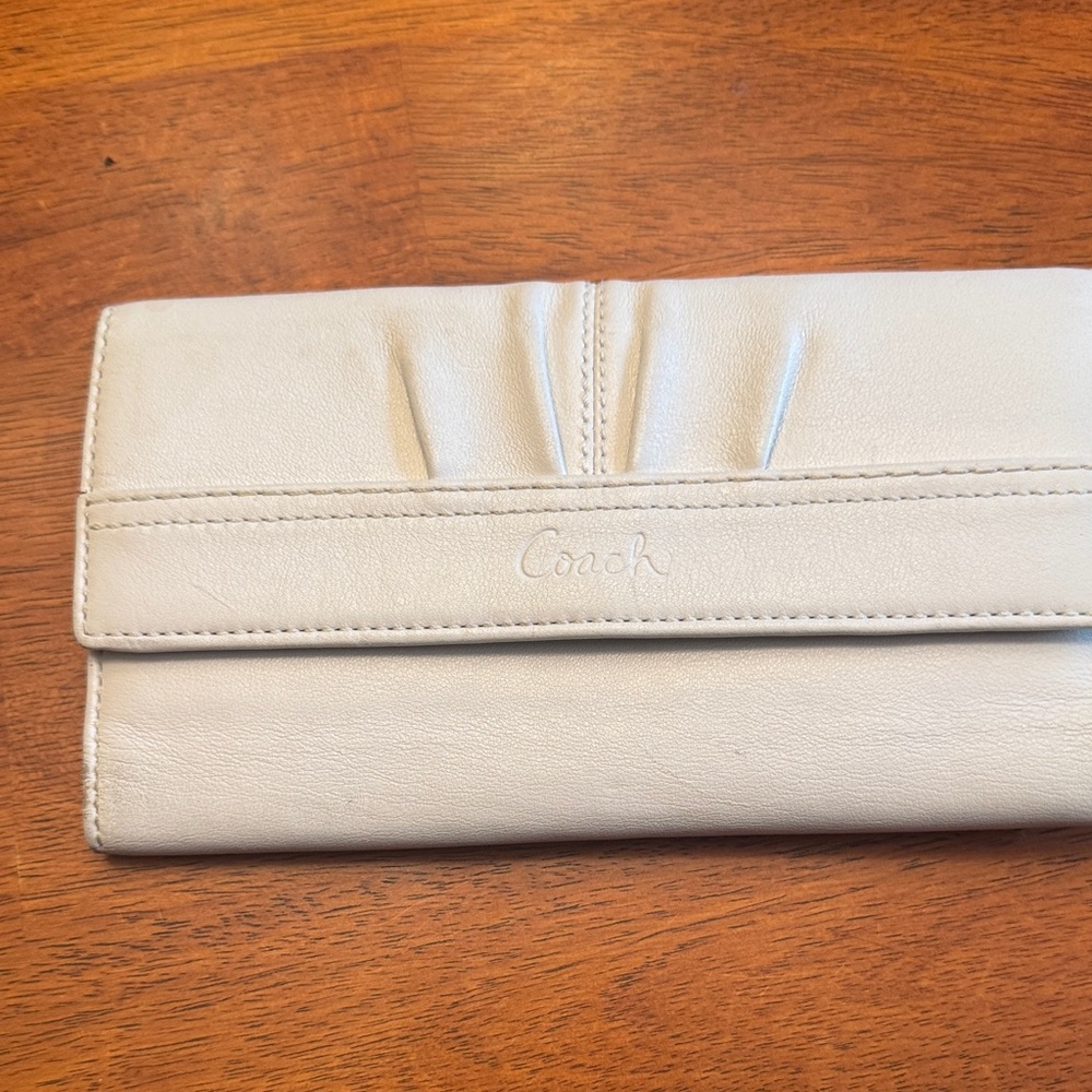Coach Off-White Leather Wallet